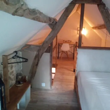 Nocleg ze śniadaniem Les Du Vau Profond 3*