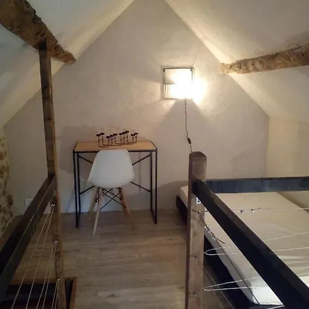 Les Du Vau Profond Bed & Breakfast Vernoil