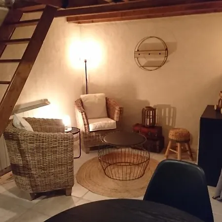 Nocleg ze śniadaniem Les Du Vau Profond 3*