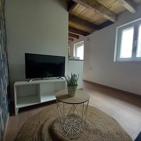 Les Du Vau Profond Bed & Breakfast 3*
