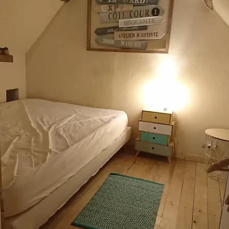 Les Du Vau Profond Bed & Breakfast Vernoil