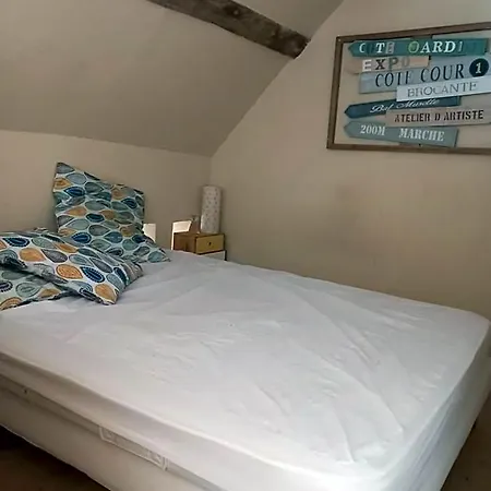 Les Du Vau Profond Bed and Breakfast 3*